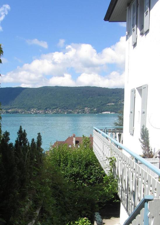 Villa Le Lac Cottage Au Bord Du Lac D'Annecy - Chambre Chez L'Habitant - Les Terrasses Du Lac Veyrier-du-Lac Zewnętrze zdjęcie